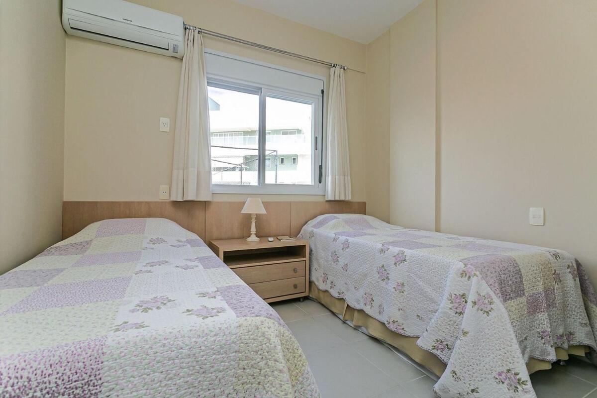Apartamento Cond Frente Mar Com Piscina - 15m Da Florianopolis
