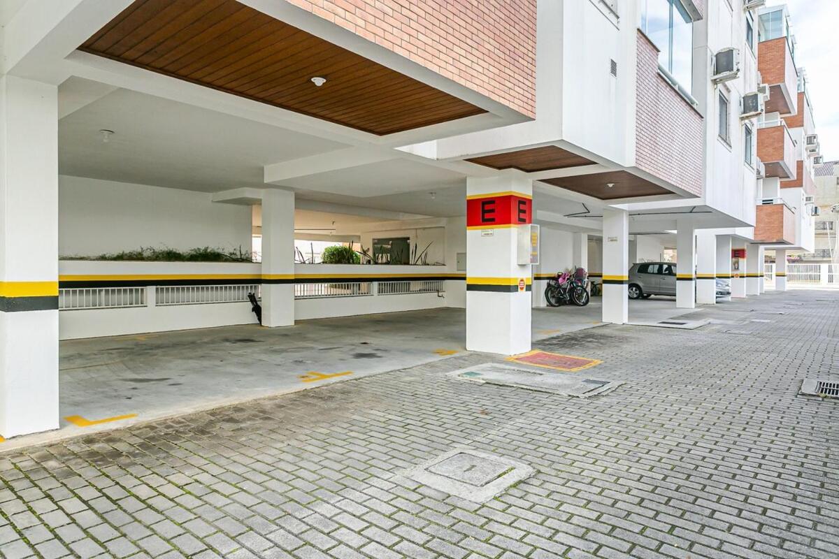 Cond Frente Mar Com Piscina - 15m Da Apartamento *
