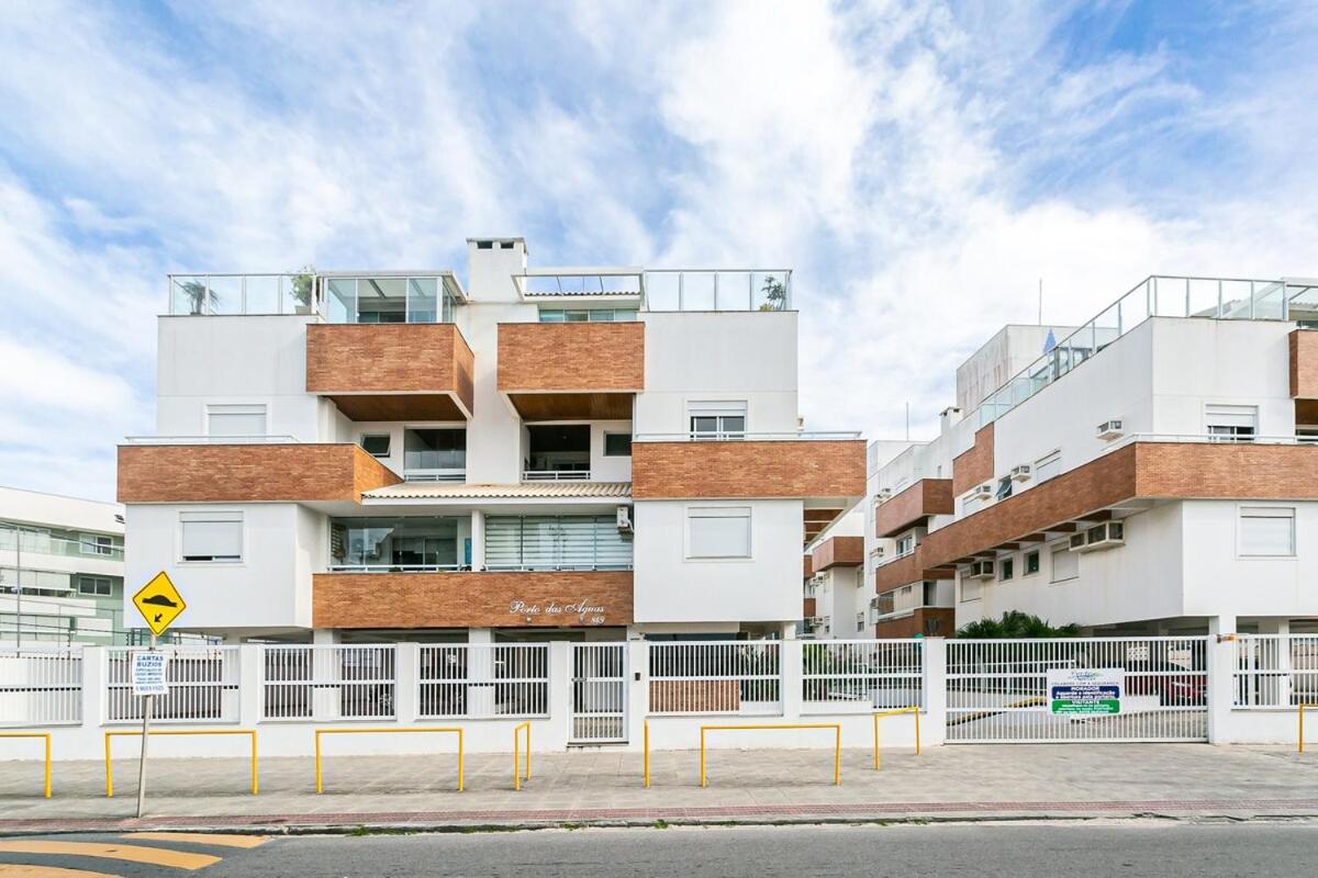Cond Frente Mar Com Piscina - 15m Da Apartamento Florianopolis