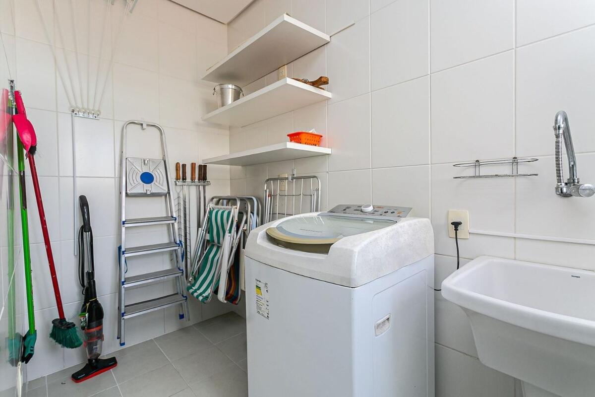 Cond Frente Mar Com Piscina - 15m Da Apartamento