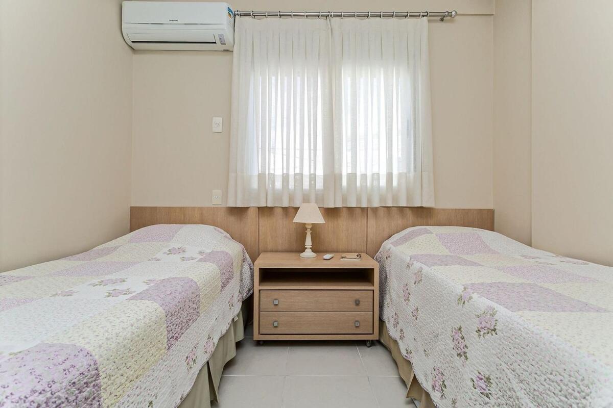 Cond Frente Mar Com Piscina - 15m Da Apartamento *
