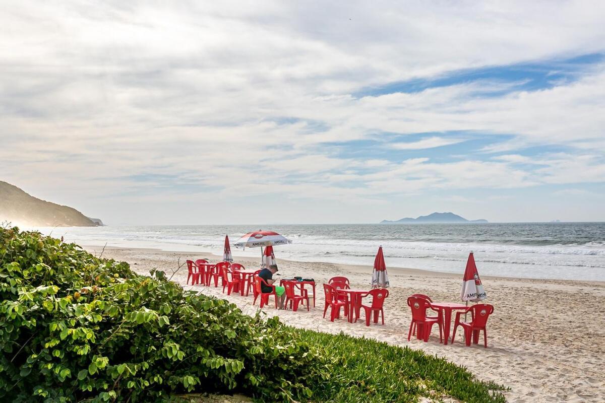 Cond Frente Mar Com Piscina - 15m Da *