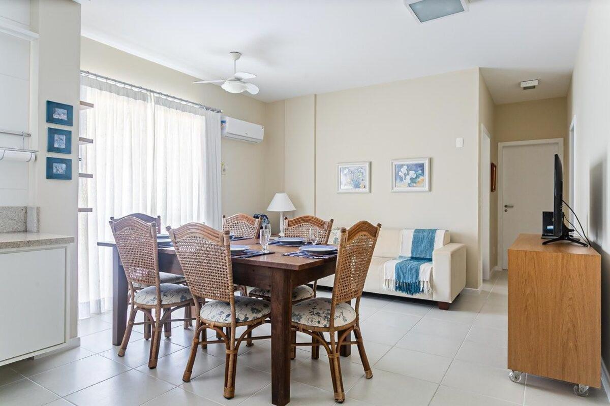 Apartamento Cond Frente Mar Com Piscina - 15m Da Florianopolis