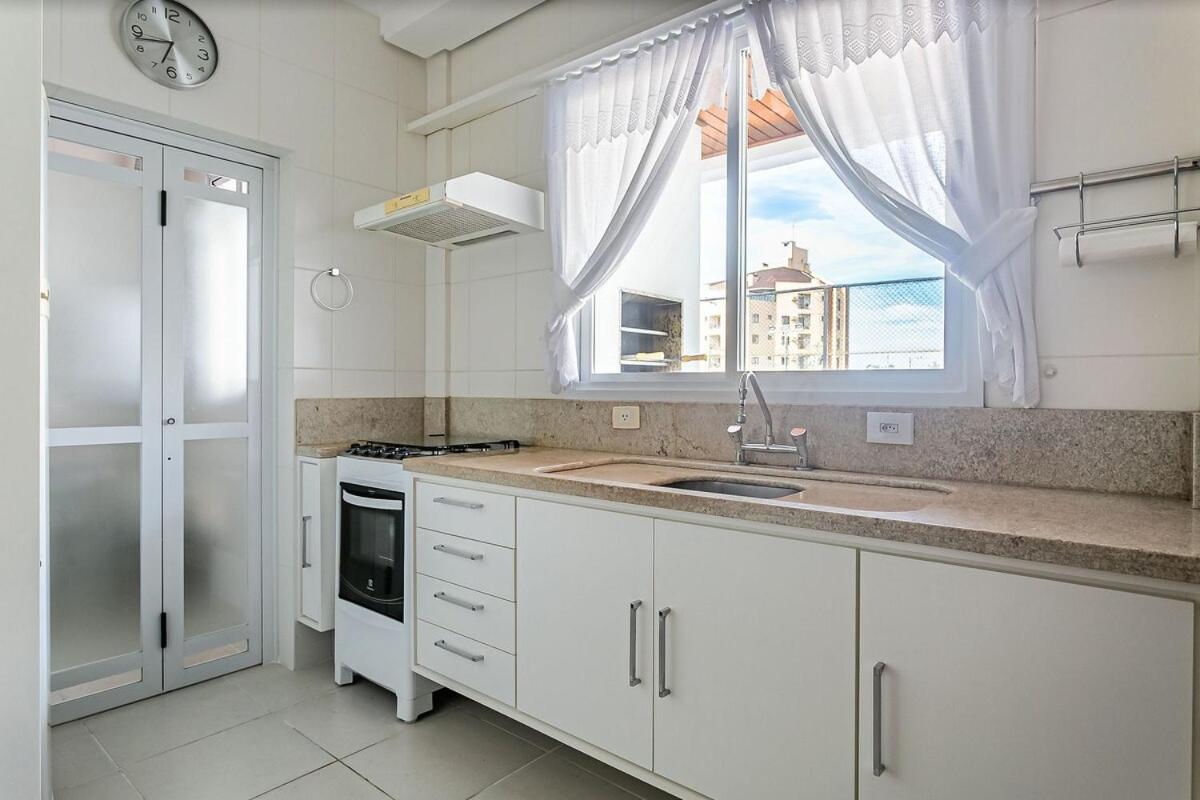 Apartamento Cond Frente Mar Com Piscina - 15m Da *